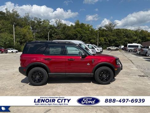 New 2025 Ford Bronco Sport Outer Banks w/ Sasquatch Outer Banks Package image 8