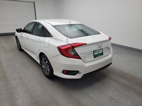 Used 2017 Honda Civic EX image 5