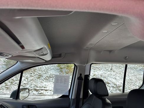 Used 2022 Ford Transit Connect XL image 15