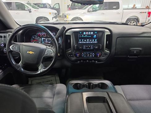 Used 2017 Chevrolet Silverado 1500 LT w/ All Star Edition AWD/4WD image 9