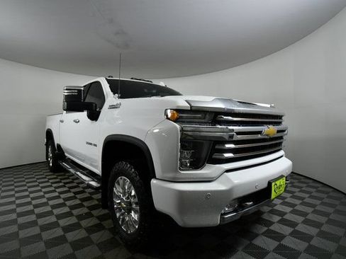 Used 2022 Chevrolet Silverado 3500 High Country w/ Z71 Off-Road Package AWD/4WD image 8
