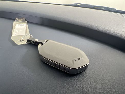 New 2026 Kia Carnival EX image 37