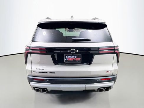 New 2026 Chevrolet Traverse Z71 w/ Driver Confidence Package image 7