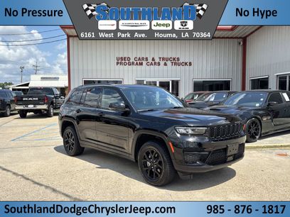 Used 2025 Jeep Grand Cherokee Altitude