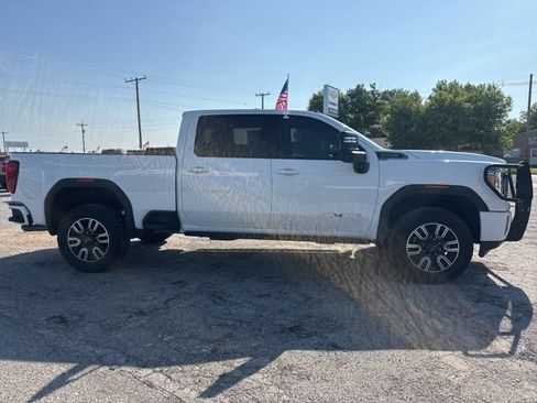 Used 2023 GMC Sierra 2500 AT4 AWD/4WD image 5
