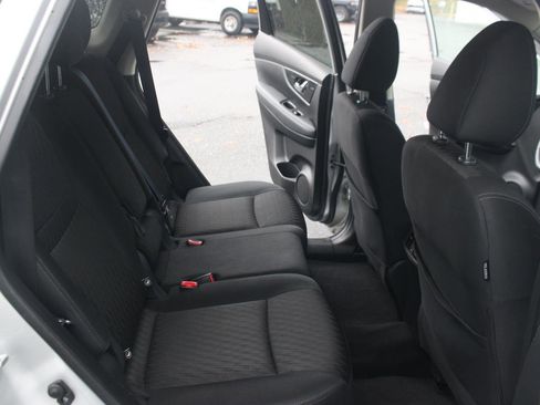 Used 2018 Nissan Rogue SV image 36