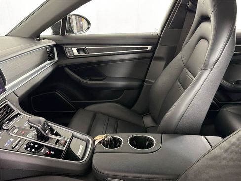 Certified 2023 Porsche Panamera Platinum Edition RWD image 30