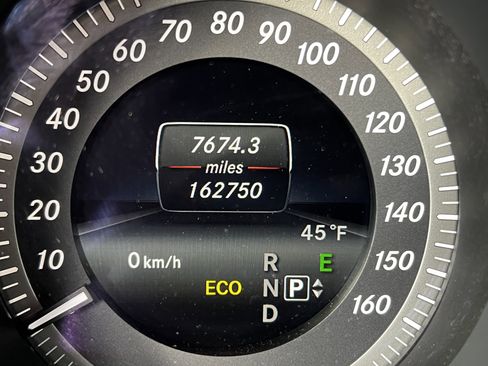 Used 2014 Mercedes-Benz E 350 4MATIC Wagon image 21