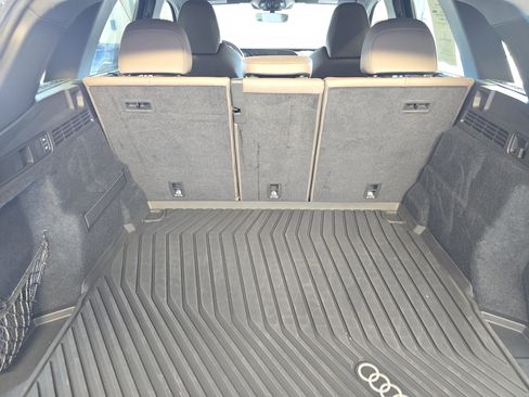 Certified 2025 Audi Q5 Prestige AWD/4WD image 12