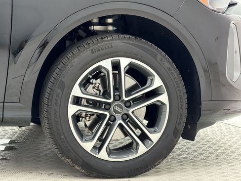 Used 2025 Audi Q5 Premium Plus AWD/4WD image 13