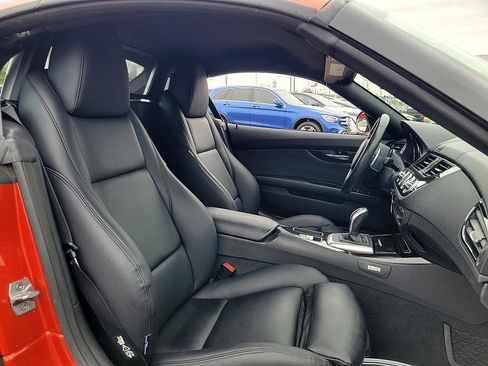 Used 2016 BMW Z4 sDrive35i image 16