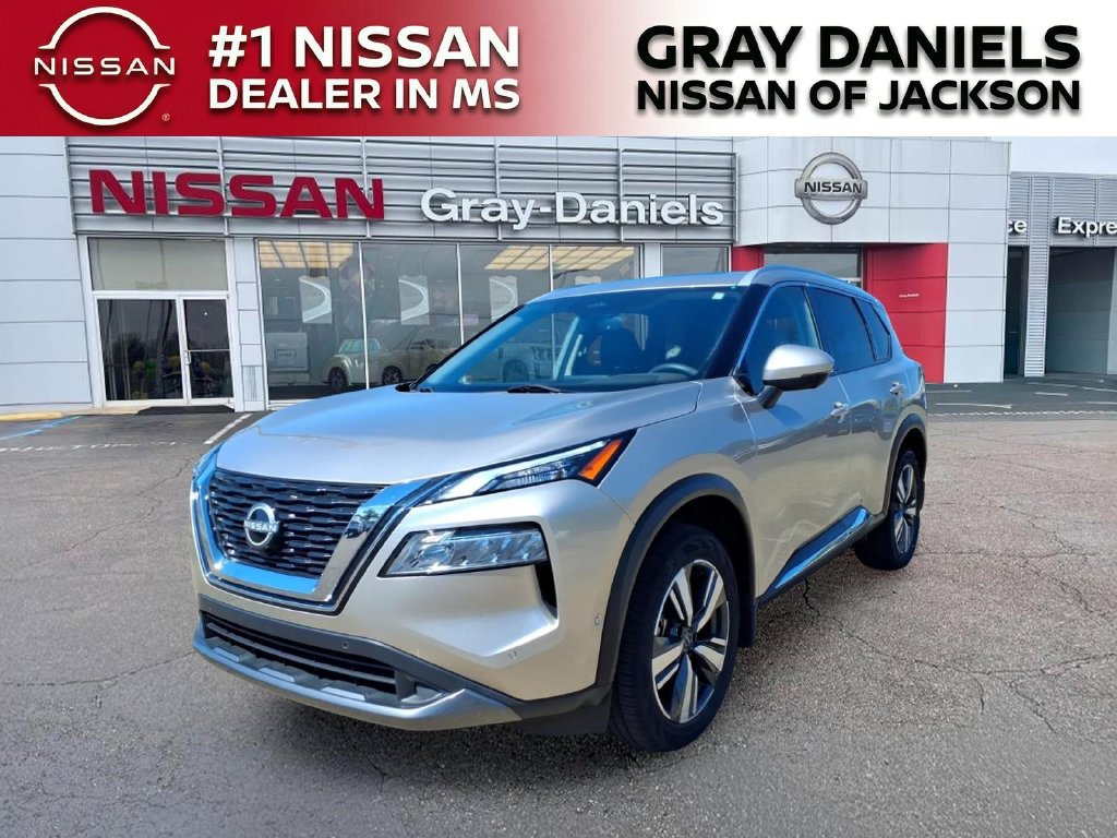 Used 2023 Nissan Rogue SL w/ SL Premium Package FWD image 3