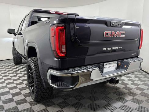 Certified 2025 GMC Sierra 1500 SLT image 8