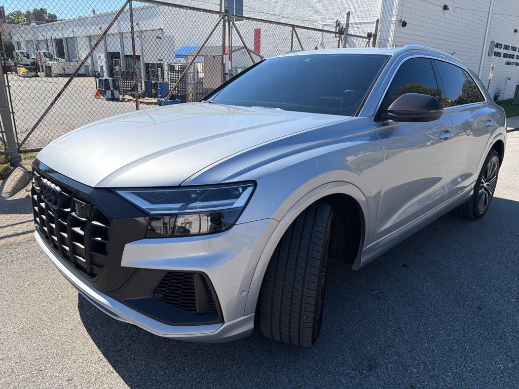 Used 2022 Audi SQ8 Premium Plus AWD/4WD image 2