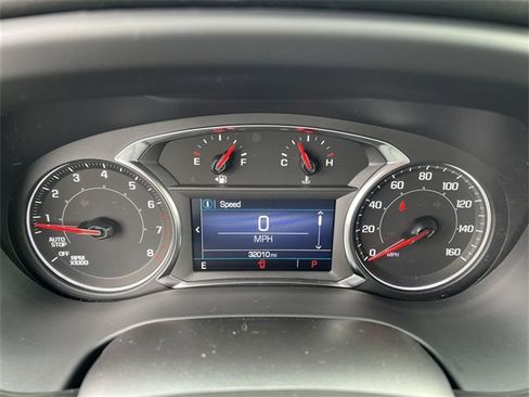 Certified 2023 GMC Acadia SLE w/ Driver Convenience Package image 10