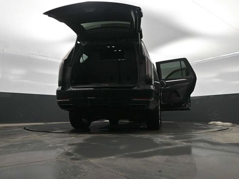 Used 2025 Cadillac Escalade Sport w/ Touring Package image 47