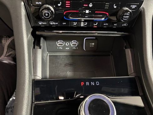 New 2025 Jeep Grand Cherokee Altitude image 23