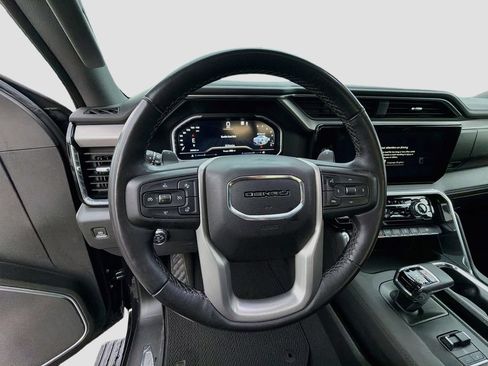 Used 2023 GMC Sierra 1500 Denali AWD/4WD image 11