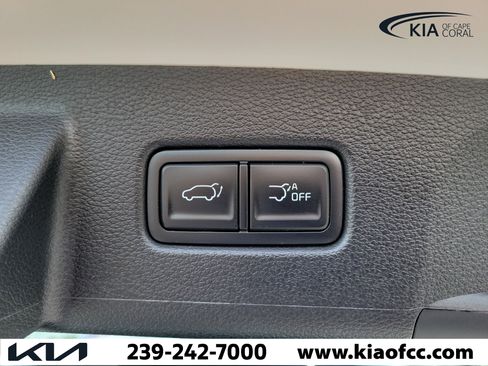 Certified 2025 Kia Telluride SX Prestige X-Line image 12