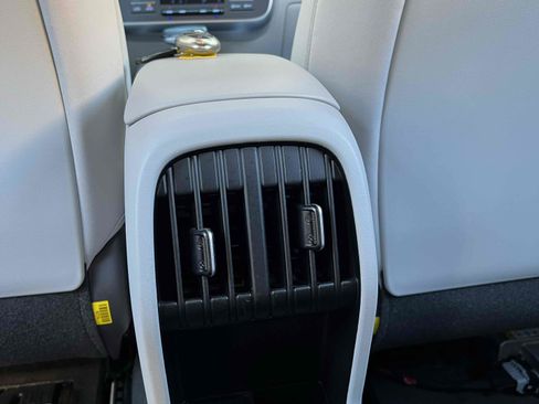 Used 2024 Hyundai Kona SEL image 28