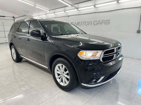 Used 2020 Dodge Durango SXT RWD image 3