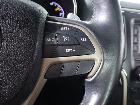 Used 2015 Jeep Grand Cherokee Laredo w/ Quick Order Package 23E AWD/4WD image 13