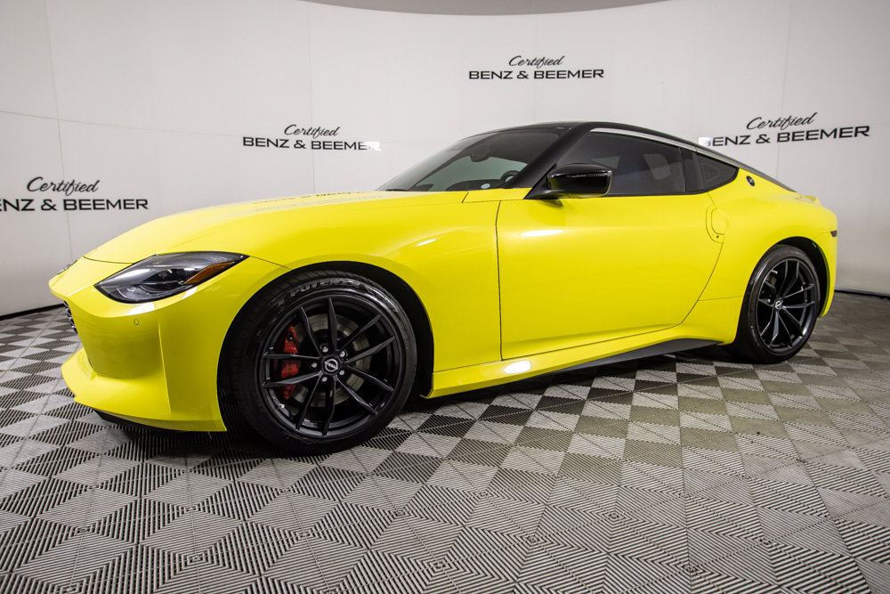 Used 2024 Nissan Z Performance w/ Floor Mat Package RWD image 11