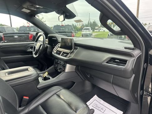 Used 2024 Chevrolet Suburban LT AWD/4WD image 16