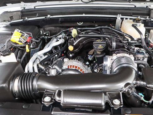 Used 2022 Jeep Gladiator Overland w/ Popular Equipment Package image 30