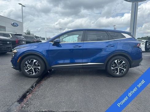 Used 2024 Kia Sportage EX FWD image 7