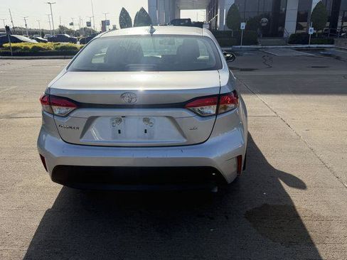 Certified 2026 Toyota Corolla LE FWD image 6