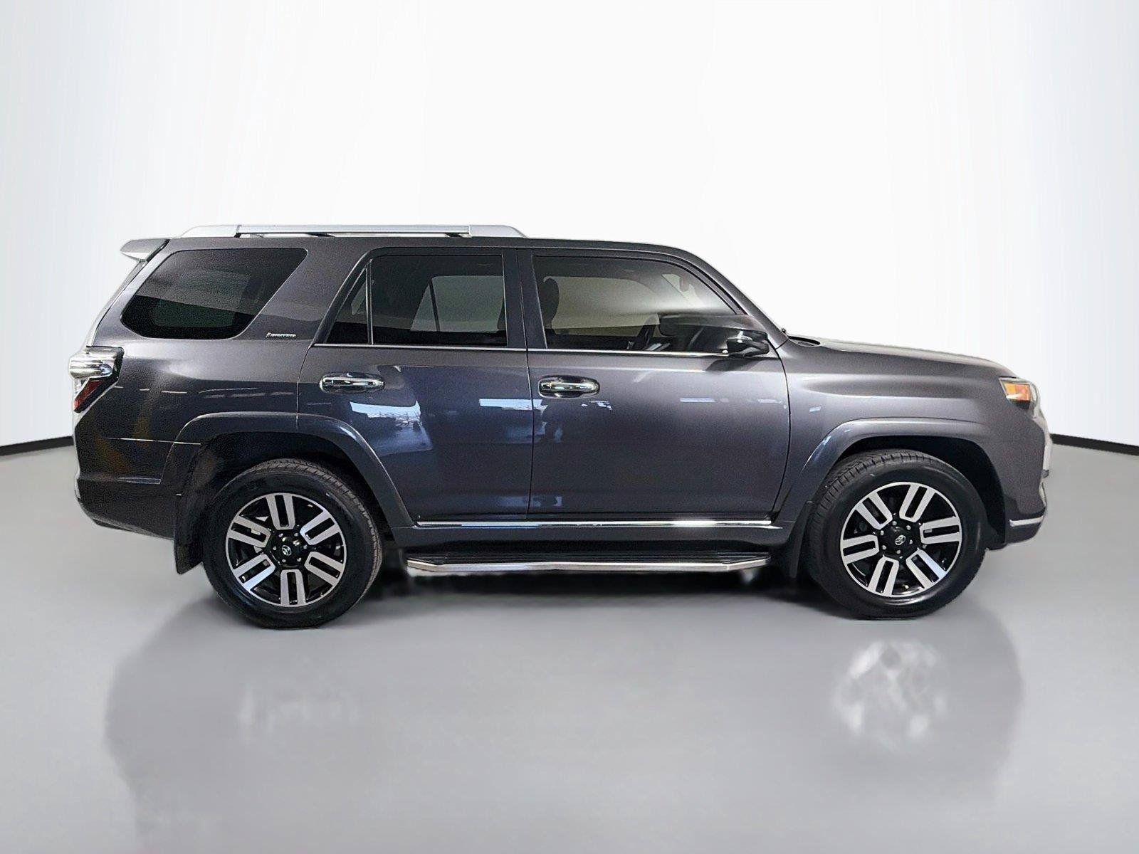 Used 2021 Toyota 4Runner Limited AWD/4WD image 4