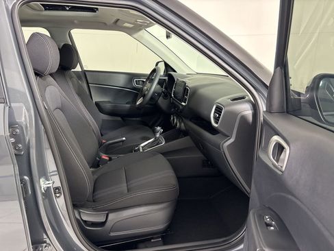 New 2026 Hyundai Venue SEL image 12