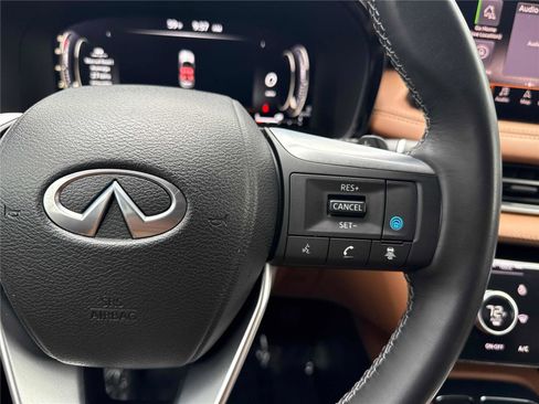 Used 2023 INFINITI QX60 Sensory w/ Cargo Package image 18