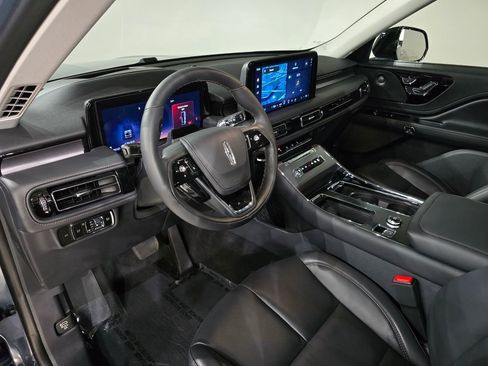 New 2025 Lincoln Aviator Premiere w/ Jet Appearance Package image 19