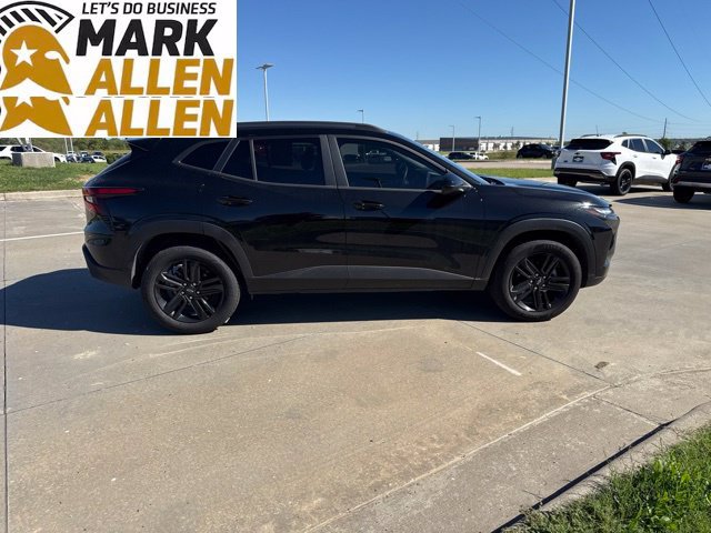 Used 2026 Chevrolet Trax ACTIV w/ Driver Confidence Package FWD image 6