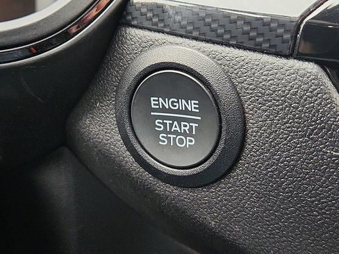 Used 2025 Ford Escape ST-Line image 9