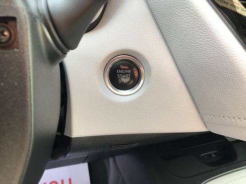 Used 2024 Toyota Corolla SE w/ SE Package FWD image 17