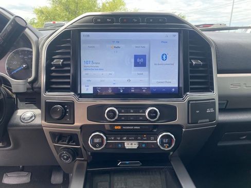Used 2022 Ford F450 Platinum w/ FX4 Off-Road Package AWD/4WD image 18