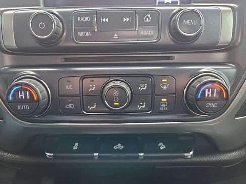 Used 2018 Chevrolet Silverado 1500 LTZ Z71 image 21
