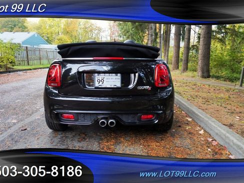 Used 2019 MINI Cooper S w/ Premium Package image 10
