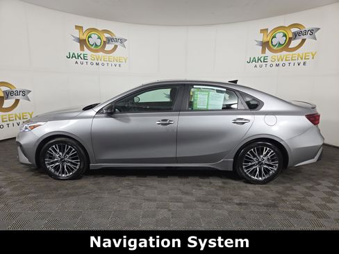 Used 2022 Kia Forte GT-Line w/ GT-Line Premium Package image 4