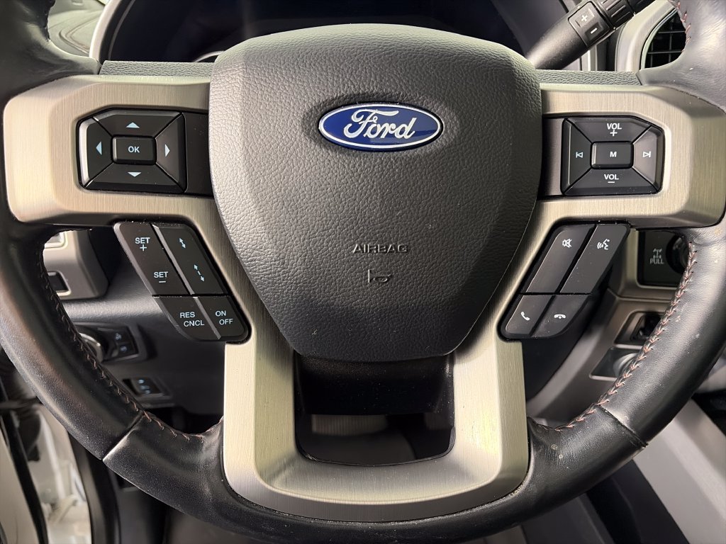 Used 2022 Ford F350 Platinum w/ Tremor Off-Road Package AWD/4WD image 16