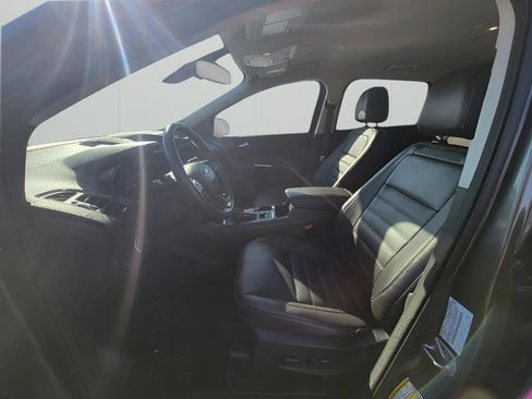 Used 2017 Ford Escape Titanium image 11