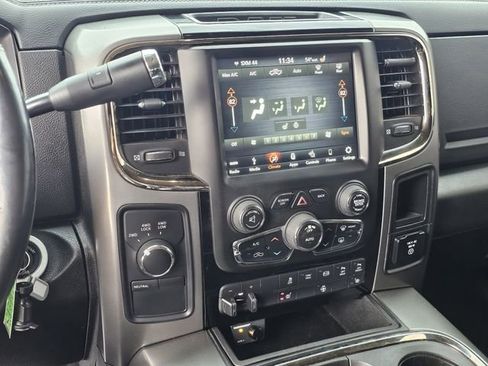 Used 2018 RAM 2500 Big Horn w/ Sport Appearance Group image 10