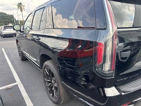 Used 2022 Cadillac Escalade Sport Platinum w/ LPO, ONYX Package AWD/4WD image 7