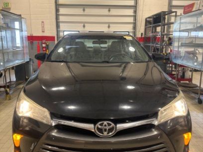 Used 2015 Toyota Camry LE w/ Moonroof Package