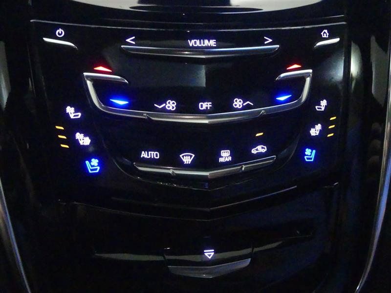 Used 2015 Cadillac Escalade Platinum AWD/4WD image 21
