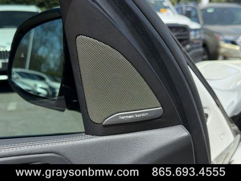 Used 2021 BMW X7 xDrive40i w/ Executive Package image 14