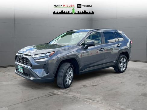 Certified 2025 Toyota RAV4 LE image 1